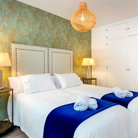 Genteel Home Plaza De Las Flores Малага Екстериор снимка